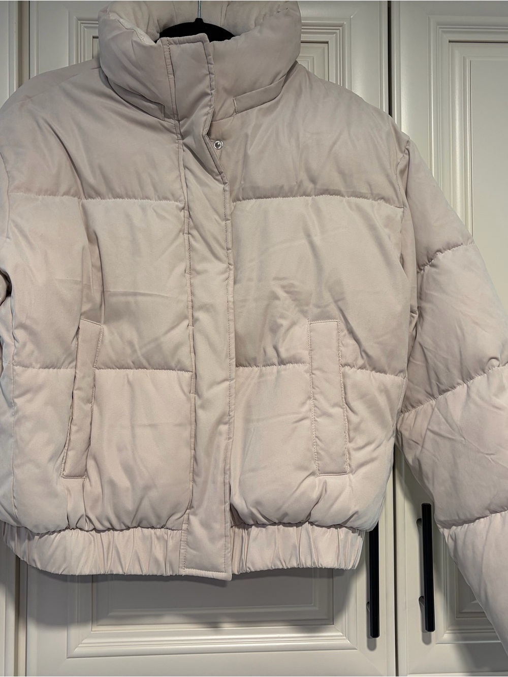 Abercrombie & Fitch Pale Pink Quilted Puffer Jacket